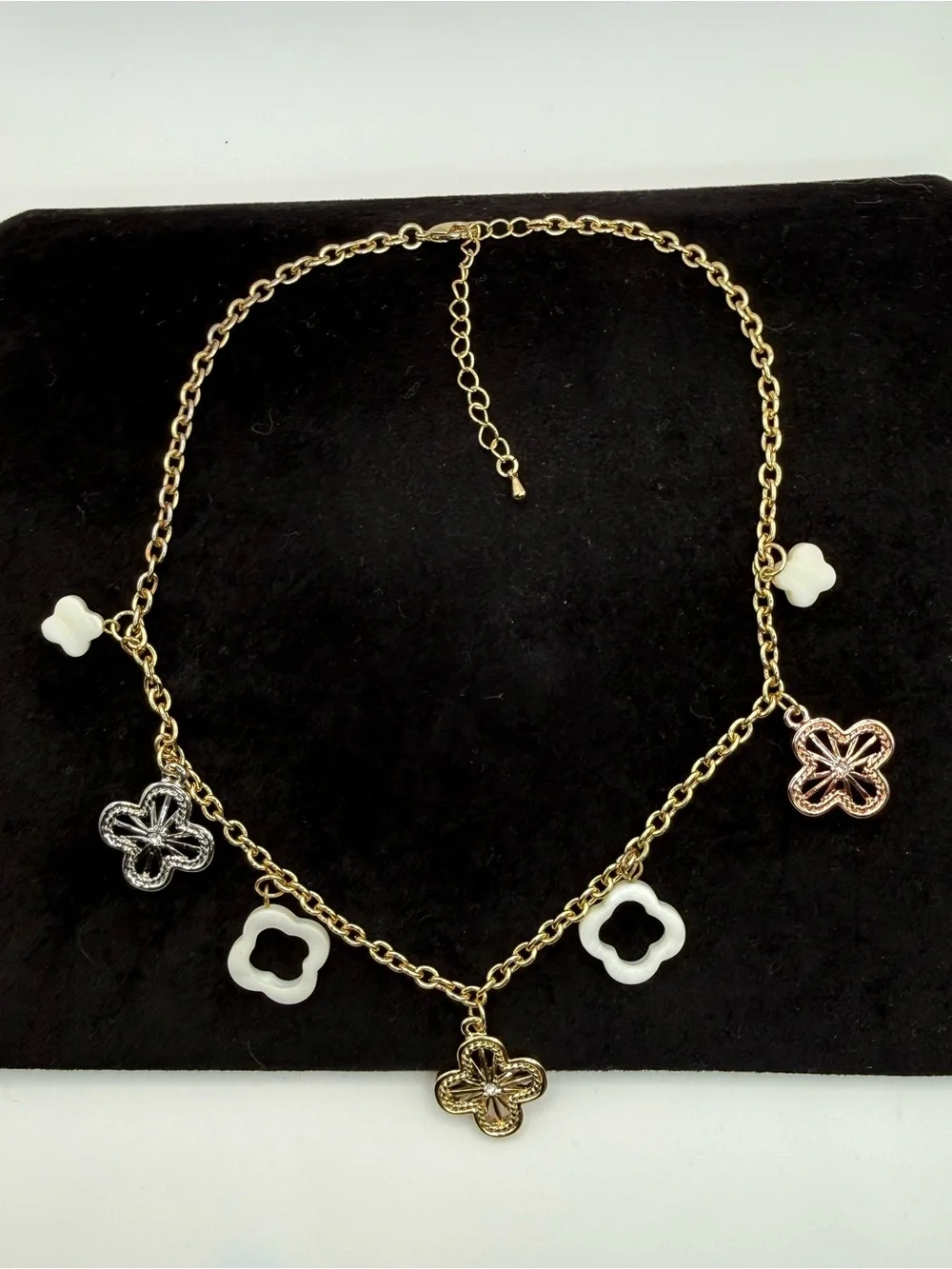 Park Lane Aruba Sunset Tri Color Clover Charm Necklace NWOT